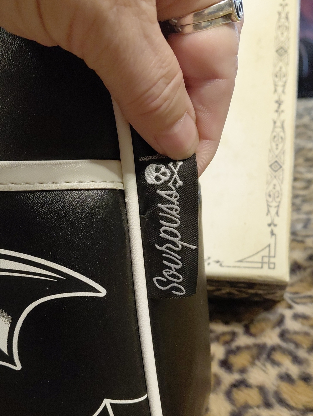 SOURPUSS LARGE Black BAT GRAPHICS ON FRONT RARE BAG - Picture 4 of 16